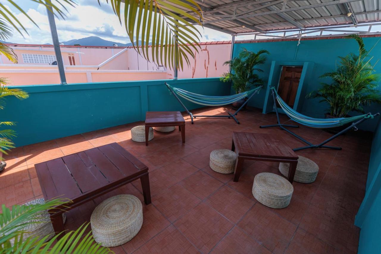 House Of Happiness Hostel Thong Sala Luaran gambar